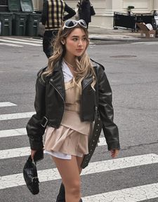 Instagram post by @danelya_a