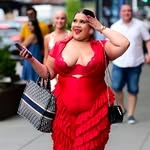 @brightdollface Instagram Profile