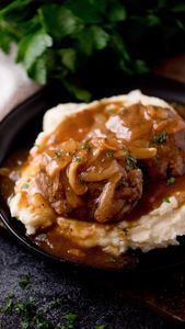 Instagram post by @sweetlysplendid