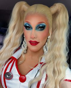 Instagram post by @cyainhale