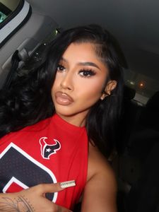 Instagram post by @luvvcelii