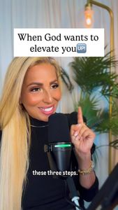 Instagram post by @theholygirlcoach