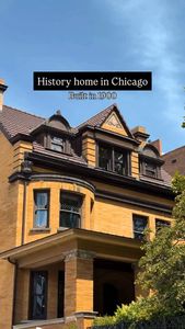 Instagram post by @emilysachswong