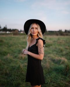 Instagram post by @alybivins