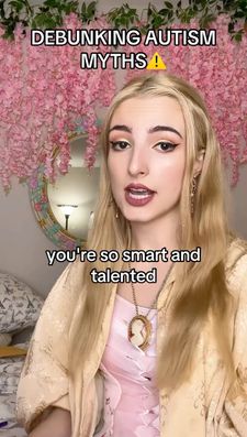 Instagram post by @ellesydney_