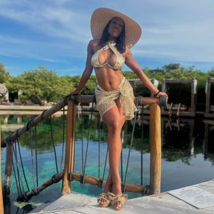 Instagram post by @vanessaissavibe