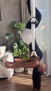 Instagram post by @vanessaissavibe