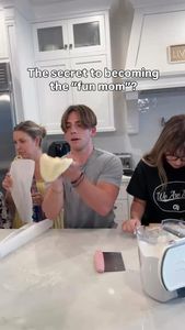 Instagram post by @global_munchkins