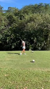 Instagram post by @bellasimoes