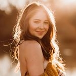 @katiesantry Instagram Profile