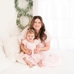 @alyandthevalley Instagram Profile