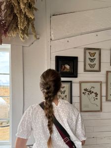 Instagram post by @itsaverymonet