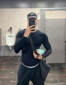 Instagram post by @gsusduran