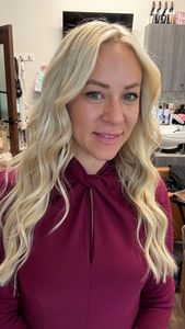 Instagram post by @lexierosehair