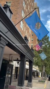 Instagram post by @oliviainokc