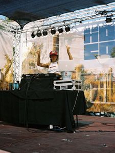 Instagram post by @mothertierra