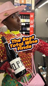 Instagram post by @loristhesomm