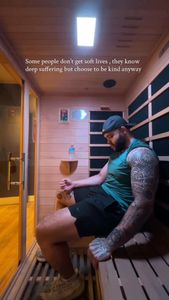 Instagram post by @mercxcet