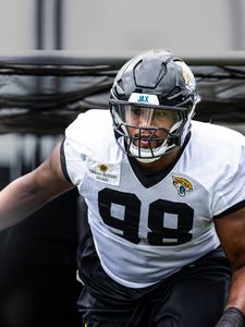 Instagram post by @bigsmoot_94