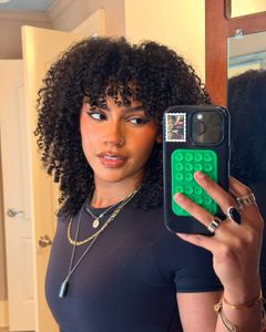 Instagram post by @palomahendersonn