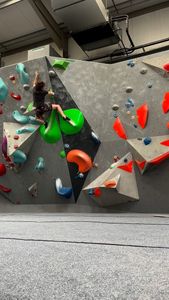 Instagram post by @matthew_paraclimbing