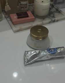 Instagram post by @poppyyyjane