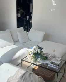 Instagram post by @poppyyyjane