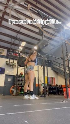 Instagram post by @missalyssamurray