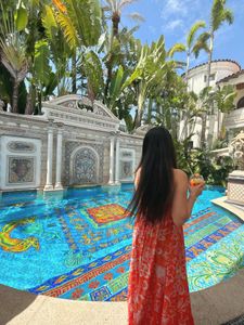 Instagram post by @bigworldlittlelynna