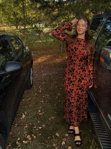 Instagram post by @annmarieraisor