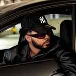 @andryeze Instagram Profile