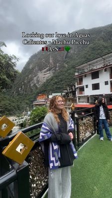 Instagram post by @adrialopezpe