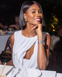 Instagram post by @kikibarth