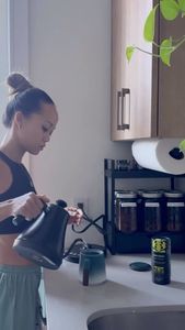 Instagram post by @x_thunguyen