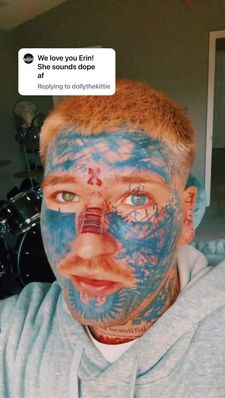 Instagram post by @the_internet_sweetheart