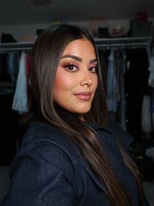 Instagram post by @camiherreraxo