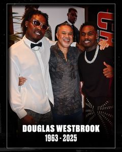 Instagram post by @twincharlo