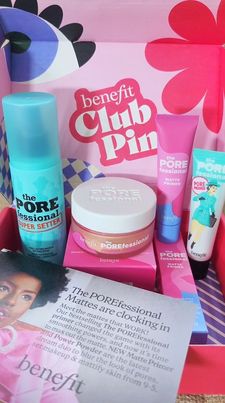 Instagram post by @beautyplaybyerika