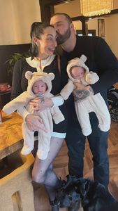 Instagram post by @nikischwan