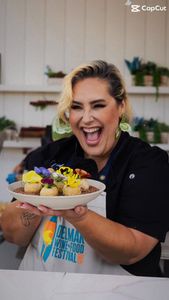 Instagram post by @camilabadarophoto