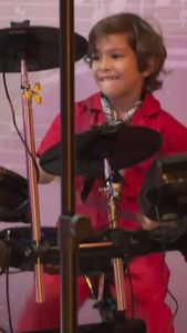 Instagram post by @perikomusic