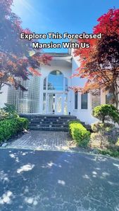 Instagram post by @jaybuysdetroit