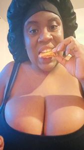 Instagram post by @beautiful_queen365