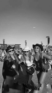 Instagram post by @faayvelz