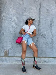 Instagram post by @theworldofmorgo