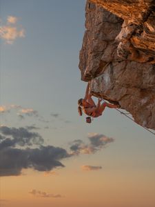 Instagram post by @michaelakiersch