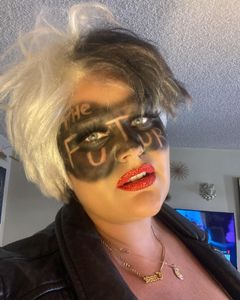 Instagram post by @makeupbycassie