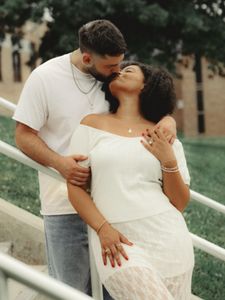 Instagram post by @zaravelez_