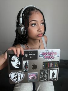 Instagram post by @shawtysparkle