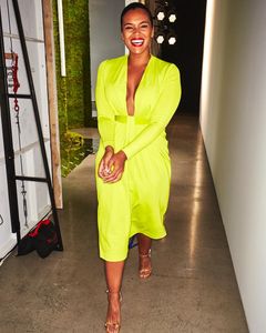 Instagram post by @yvonnesimone